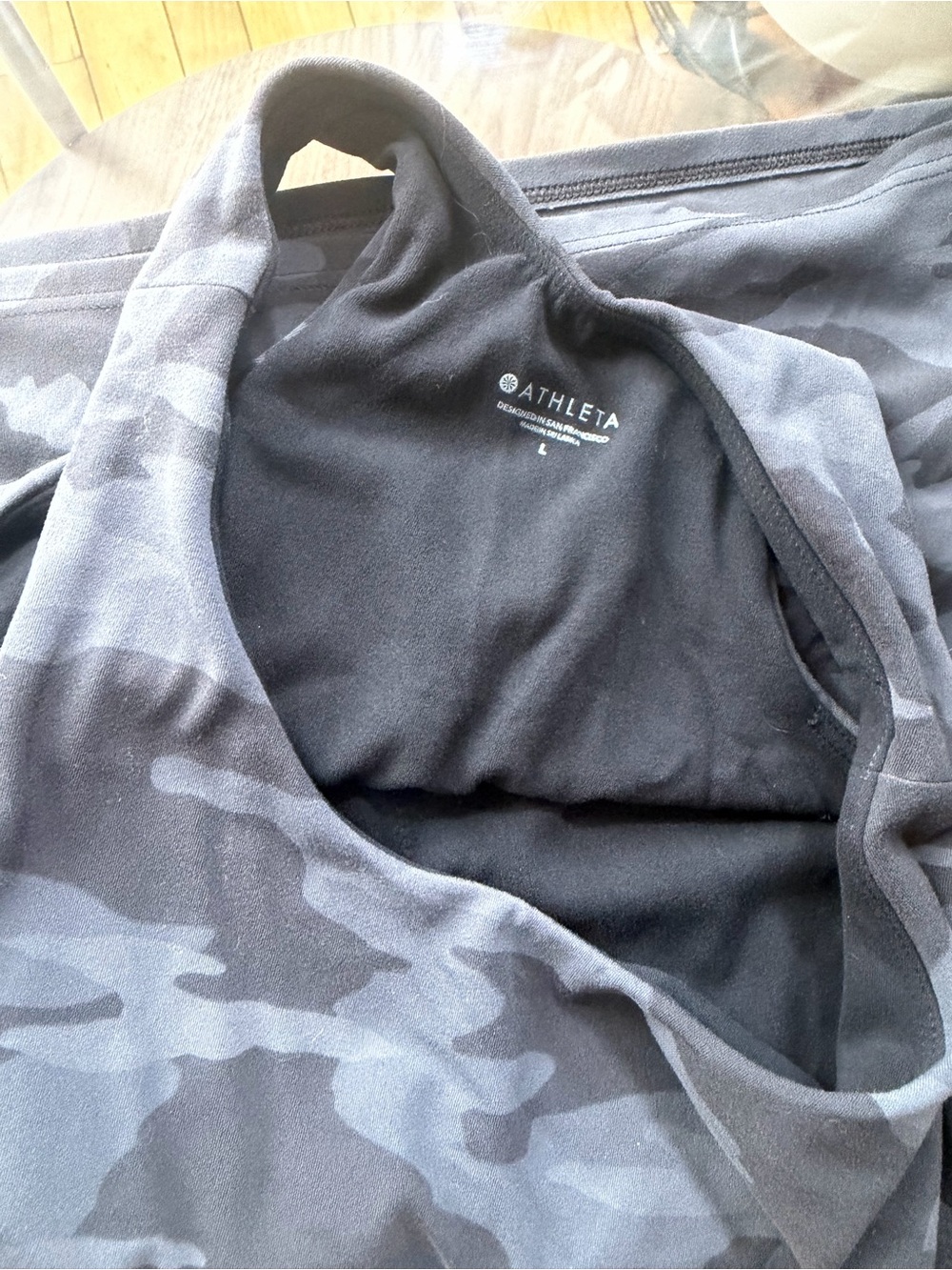 Athleta Top - Picture 3 of 4